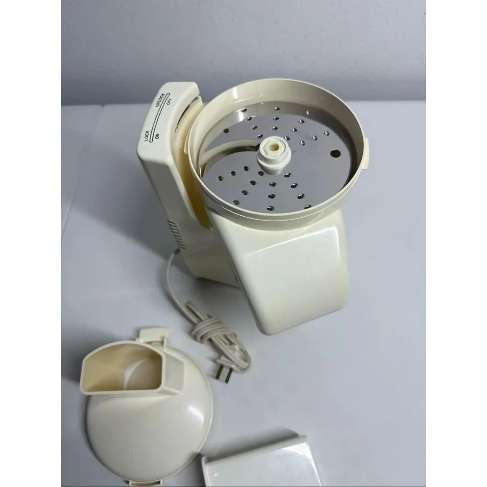 Sunbeam Oskar Food Processor 14081 With Accessories Works